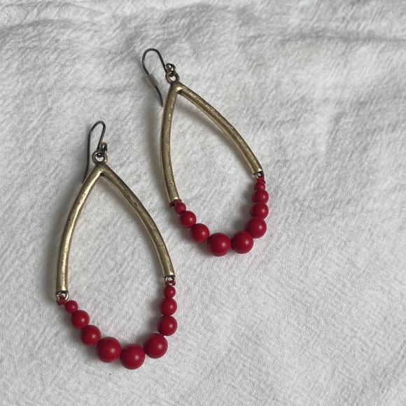Dangly Earrings - Picture 4 of 7